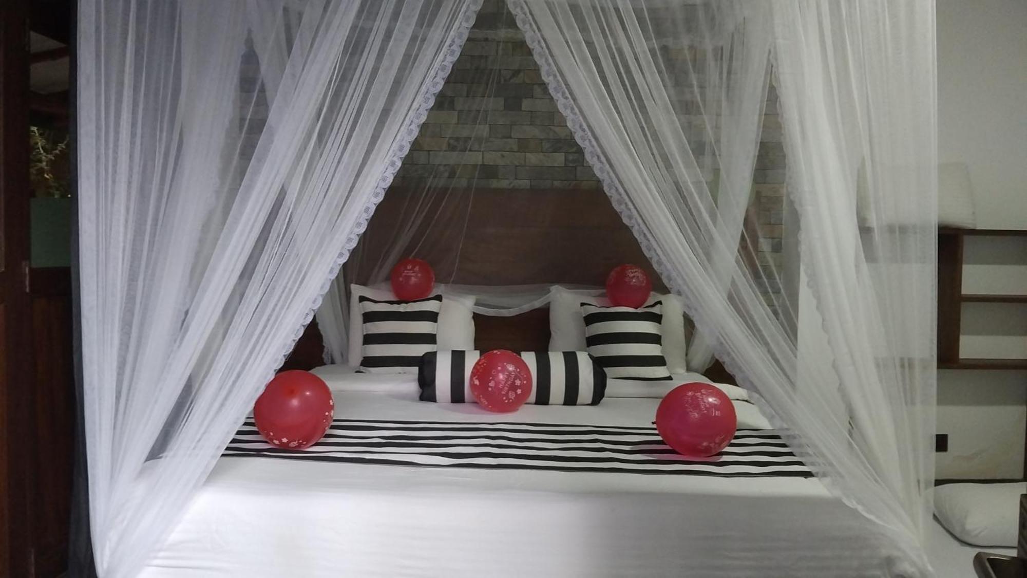 Ella Secret Paradise Luaran gambar